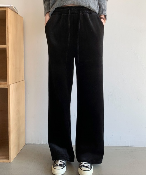 Maison Calme(メゾンカルム)の「【リラックスボトム】裏起毛ベロアドロスト イージーワイドパンツ 防寒 ウエストゴム(その他パンツ・レディース・ブラウン/ブラック・M/L)」の6枚目の写真
