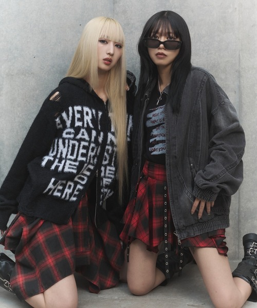 Figments（フィグメンツ）の「シャギーニットロゴダブルZIPパーカー（パーカー・レディース・ブラック・FREE）」の3枚目の写真