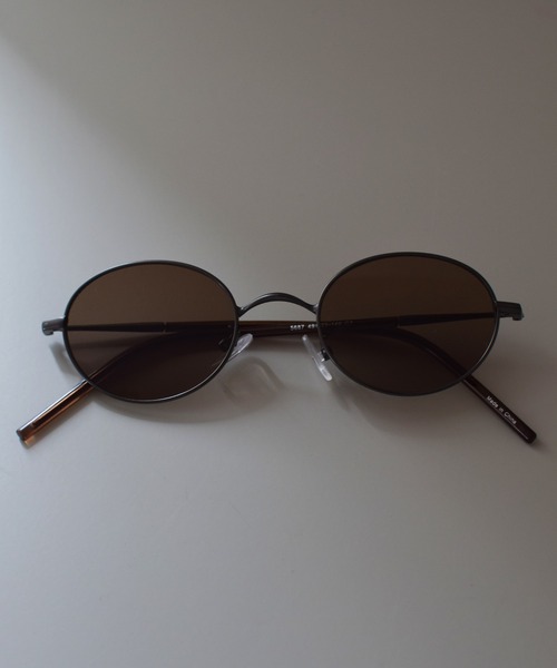 Marient(マリエント)の「Oval Color Lens Sunglasses(サングラス・レディース・ブラック/ブラウン・FREE)」の2枚目の写真