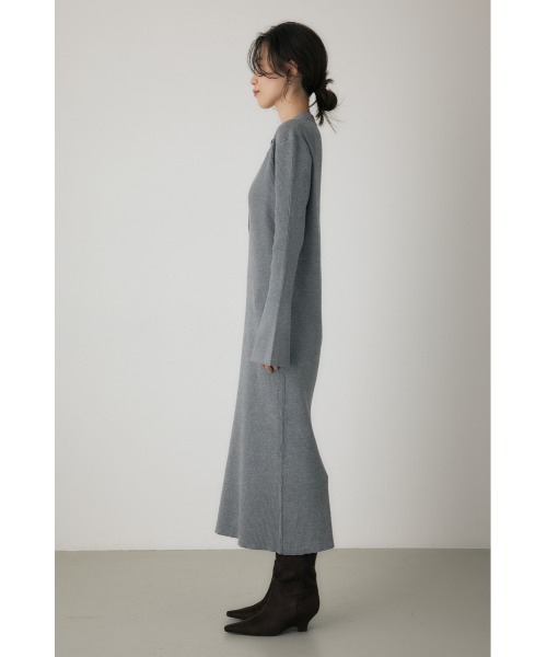 crie conforto(クリーコンフォルト)の「ポロリブニットワンピース ロングワンピース / 冬服(ワンピース・レディース・グレー/ブラック・FREE)」の16枚目の写真