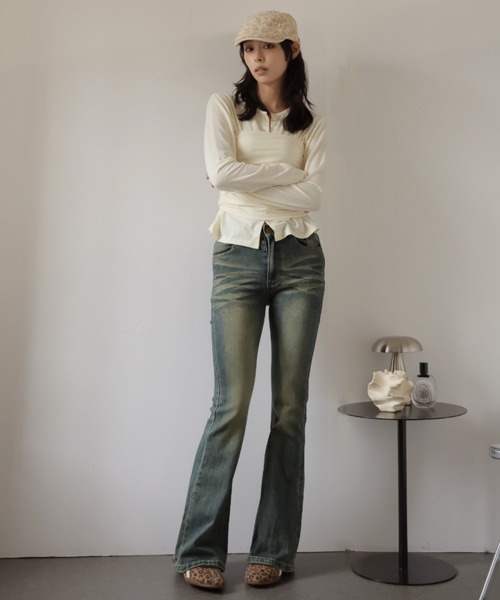 Ulysses（ユリシス）の「フレアデニムパンツ／ヴィンテージウォッシュ（デニムパンツ・レディース・ブルー/ネイビー・S/M）」の7枚目の写真