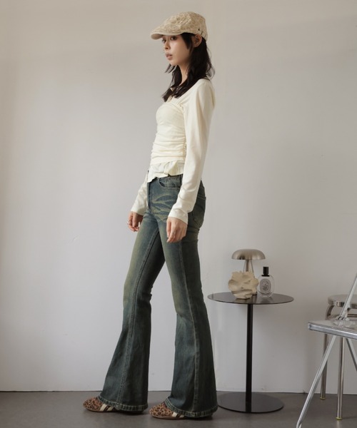 Ulysses（ユリシス）の「フレアデニムパンツ／ヴィンテージウォッシュ（デニムパンツ・レディース・ブルー/ネイビー・S/M）」の8枚目の写真