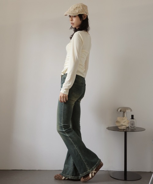 Ulysses（ユリシス）の「フレアデニムパンツ／ヴィンテージウォッシュ（デニムパンツ・レディース・ブルー/ネイビー・S/M）」の9枚目の写真