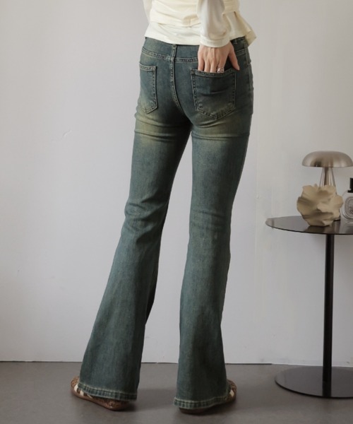 Ulysses（ユリシス）の「フレアデニムパンツ／ヴィンテージウォッシュ（デニムパンツ・レディース・ブルー/ネイビー・S/M）」の12枚目の写真