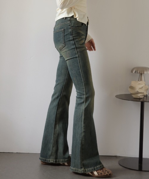 Ulysses（ユリシス）の「フレアデニムパンツ／ヴィンテージウォッシュ（デニムパンツ・レディース・ブルー/ネイビー・S/M）」の13枚目の写真