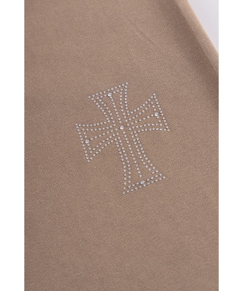 UNKNOWN LONDON(アンノウン・ロンドン)の「スエットパンツ|Outline Cross Rhinestone Sweat Pants|Unknown London(スウェットパンツ・メンズ・レッド/ベージュ/ブラック・SMALL/MEDIUM/LARGE/X-LARGE)」の6枚目の写真