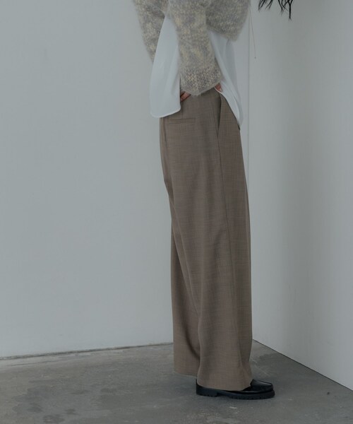 GALLEST（ギャレスト）の「センタータックメランジワイドパンツ（その他パンツ・レディース・チャコールグレー/ベージュ・36/38/40）」の17枚目の写真