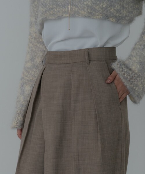 GALLEST（ギャレスト）の「センタータックメランジワイドパンツ（その他パンツ・レディース・チャコールグレー/ベージュ・36/38/40）」の18枚目の写真