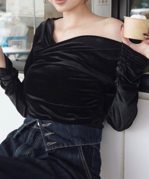 rienda（リエンダ）の「ソフティーカットオフショルトップス 秋服 冬服（Tシャツ/カットソー・レディース・ブラック/ピンク/ブラウン・FREE）」の2枚目の写真