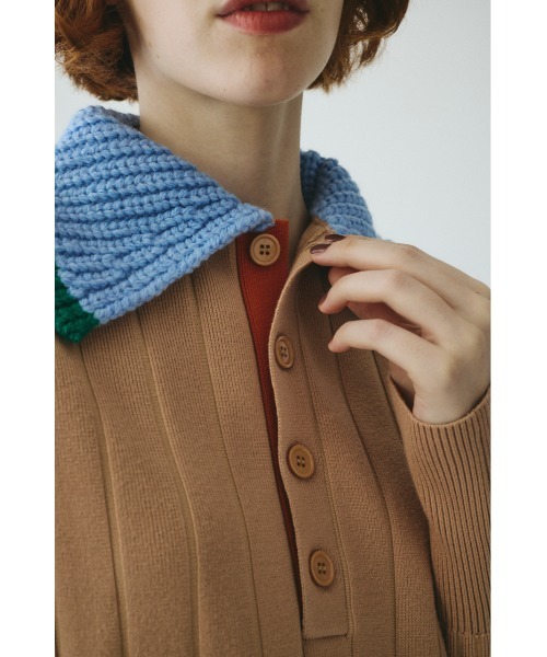 HeRIN.CYE(ヘリンドットサイ)の「Point collar knit pull over ポイントカラーニットプルオーバー(ニット/セーター・レディース・ネイビー/ベージュ/グレー・FREE)」の7枚目の写真
