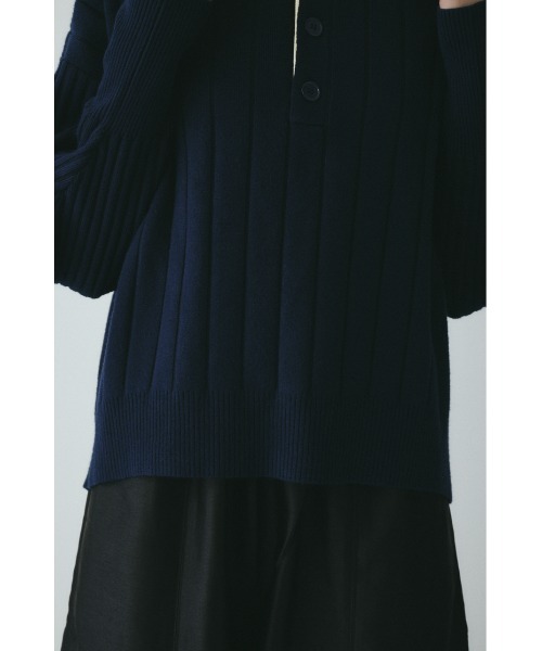 HeRIN.CYE(ヘリンドットサイ)の「Point collar knit pull over ポイントカラーニットプルオーバー(ニット/セーター・レディース・ネイビー/ベージュ/グレー・FREE)」の20枚目の写真