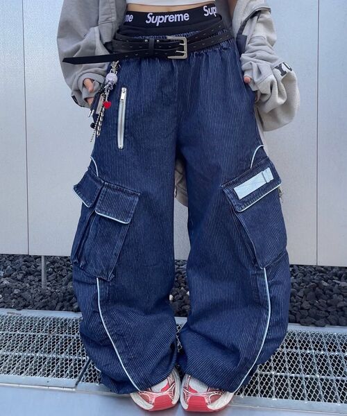 RSSC(アールエスエスシー)の「WRINKLE MIXED STRIPE CARPENTER DENIM PANTS - DENIM(デニムパンツ・レディース・その他・1/2)」の20枚目の写真