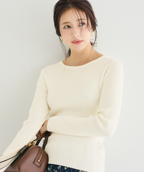 coca(coca)(コカ)の「軽量ニット クルーネックラウンドヘム(ニット/セーター・レディース・グレー/ブラック/アイボリー/ライトピンク・L/M/S)」の2枚目の写真