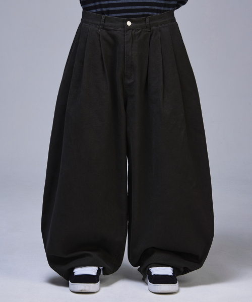 SCALLYWAG（スカリーワグ）の「スリーピンタックメガワイドコットンパンツ[チャコール]（その他パンツ・レディース・その他・SMALL/MEDIUM/LARGE/X-LARGE）」の2枚目の写真