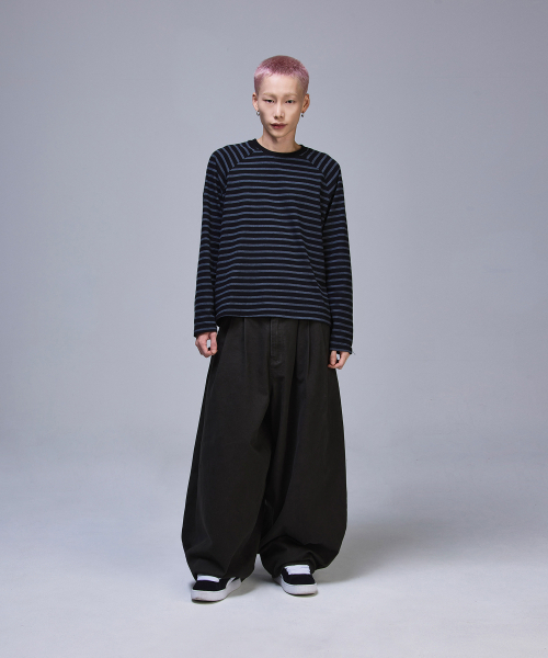 SCALLYWAG（スカリーワグ）の「スリーピンタックメガワイドコットンパンツ[チャコール]（その他パンツ・レディース・その他・SMALL/MEDIUM/LARGE/X-LARGE）」の4枚目の写真