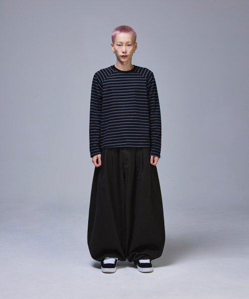 SCALLYWAG（スカリーワグ）の「スリーピンタックメガワイドコットンパンツ[チャコール]（その他パンツ・レディース・その他・SMALL/MEDIUM/LARGE/X-LARGE）」の11枚目の写真
