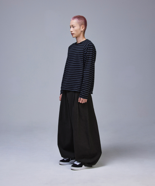 SCALLYWAG（スカリーワグ）の「スリーピンタックメガワイドコットンパンツ[チャコール]（その他パンツ・レディース・その他・SMALL/MEDIUM/LARGE/X-LARGE）」の13枚目の写真