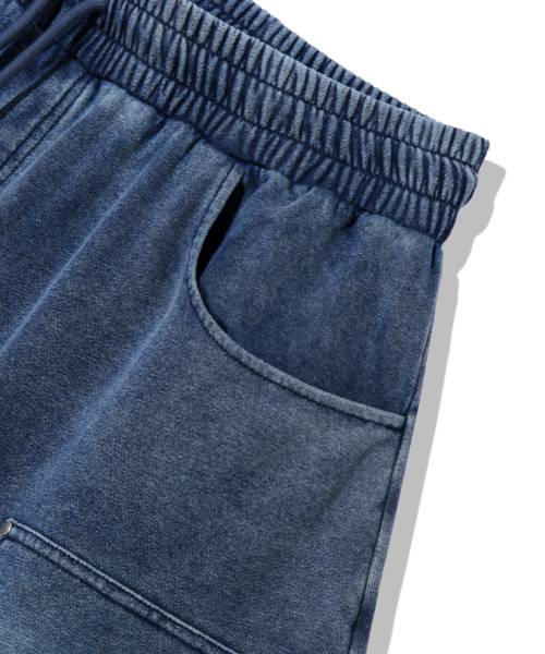 TRILLION(トリリオン)の「カーペンター デニム スウェット バミューダショーツ_ブルー(その他パンツ・メンズ・その他・MEDIUM/LARGE)」の7枚目の写真