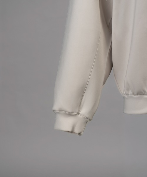 MAISON SPECIAL（メゾンスペシャル）の「《UNISEX》Mock Neck Prime-Over Sweat/モックネックプライムオーバースウェット【MAISON SPECIAL/メゾンスペシャル】（スウェット・メンズ・バーガンディー/ブラック/グレイッシュベージュ・0/1/2）」の8枚目の写真