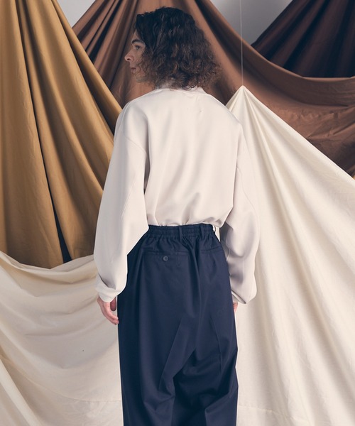 MAISON SPECIAL（メゾンスペシャル）の「《UNISEX》Mock Neck Prime-Over Sweat/モックネックプライムオーバースウェット【MAISON SPECIAL/メゾンスペシャル】（スウェット・メンズ・バーガンディー/ブラック/グレイッシュベージュ・0/1/2）」の16枚目の写真