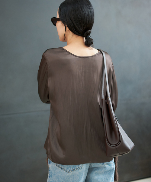 plage（プラージュ）の「R’IAM サテンロンT ブラウス（シャツ/ブラウス・レディース・ベージュ/ブラウン・FREE）」の10枚目の写真