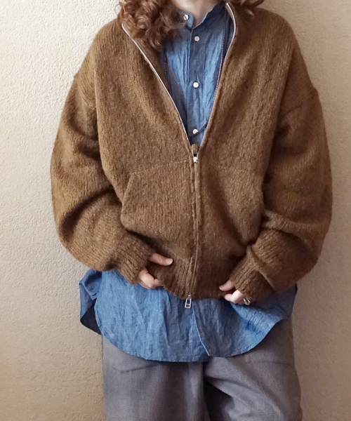 JOURNAL STANDARD LUXE(ジャーナルスタンダード ラックス)の「Ivy's KNIT(カーディガン/ボレロ・レディース・ホワイト/ブラウン/ネイビー・FREE)」の2枚目の写真