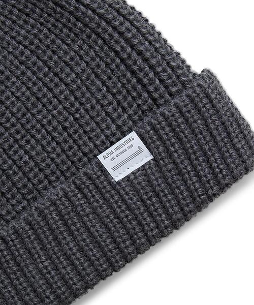 Alpha Industries（アルファインダストリーズ）の「Alpha Industries/アルファ インダストリーズ/ESSENTIAL WATCH CAP/エッセンシャル ウォッチ キャップ（ニットキャップ/ビーニー・メンズ・ブラック/オリーブ系/グレー系その他6/チャコール・F）」の10枚目の写真