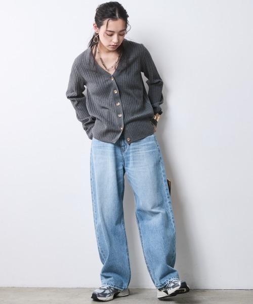 CHIC STYLE（シックスタイル）の「綿100％ワイドリブVネックニットカーディガン＜大きいサイズ有＞シックスタイル（カーディガン/ボレロ・レディース・チャコール/ベージュ/ブラック・5L/4L/3L/LL/L/M）」の7枚目の写真