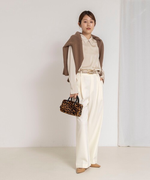 NOLLEY’S(ノーリーズ)の「ウォッシャブルNEWオトナサテン襟付きブラウス(シャツ/ブラウス・レディース・ベージュ/ホワイト・38)」の18枚目の写真