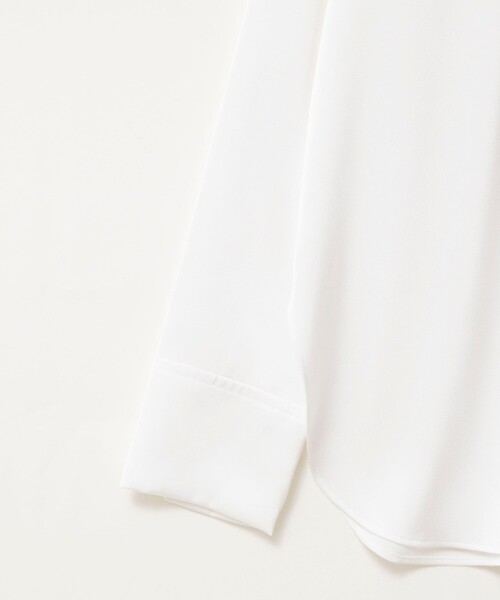 NOLLEY’S(ノーリーズ)の「ウォッシャブルNEWオトナサテン襟付きブラウス(シャツ/ブラウス・レディース・ベージュ/ホワイト・38)」の5枚目の写真