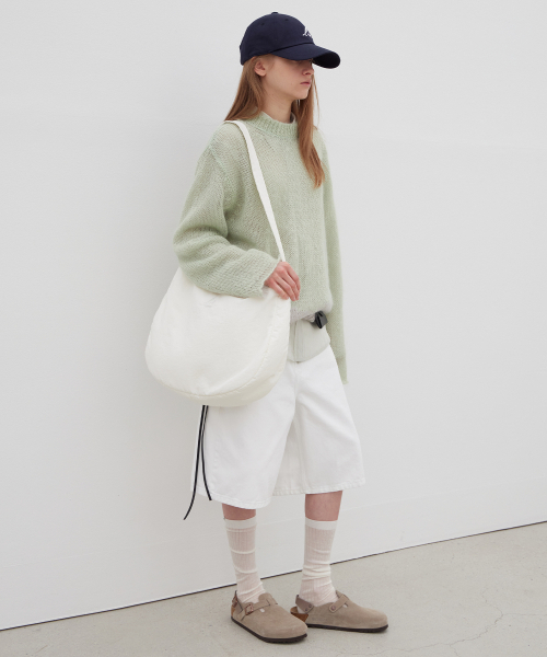 LEVAR(レバー)の「Levar Comfy Cross Bag - Off White(メッセンジャーバッグ・レディース・Off White・FREE)」の5枚目の写真