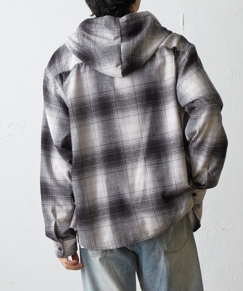 COLONY 2139（コロニートゥーワンスリーナイン）の「アソートチェックフードシャツ（シャツ/ブラウス・メンズ・ネイビー/アイボリー/ブラック/サックスブルー・MEDIUM/LARGE）」の15枚目の写真