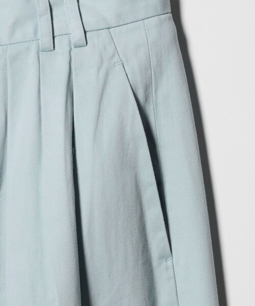6（ロク）の「＜6(ROKU)＞コットンレーヨン タックパンツ 26SS（スラックス・レディース・ライトブルー・34/32/38/36）」の7枚目の写真