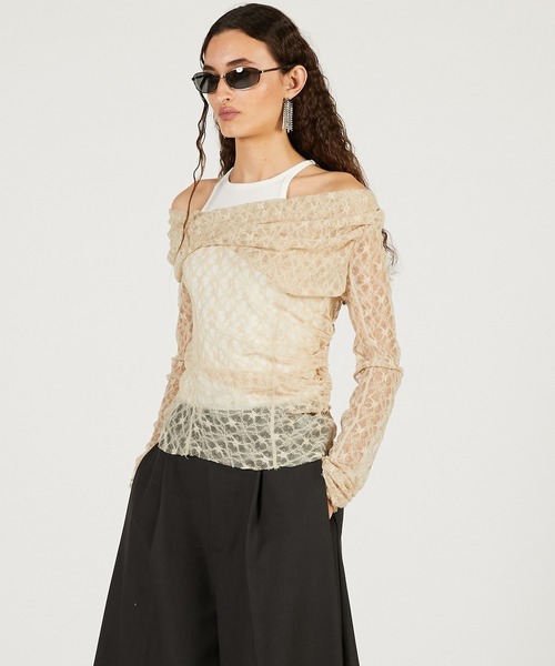 PRANK PROJECT（プランクプロジェクト）の「【2026Spring Pre-Order】オフショルダーレイヤードトップ / Off-Shoulder Layered Top（Tシャツ/カットソー・レディース・ブラック/ベージュ/ホワイト・FREE）」の19枚目の写真