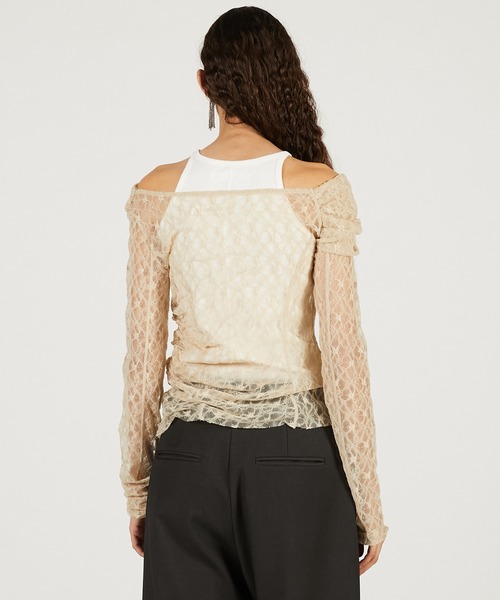 PRANK PROJECT（プランクプロジェクト）の「【2026Spring Pre-Order】オフショルダーレイヤードトップ / Off-Shoulder Layered Top（Tシャツ/カットソー・レディース・ブラック/ベージュ/ホワイト・FREE）」の20枚目の写真