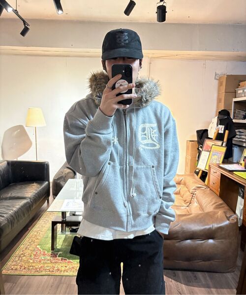 AMOU（アモウ）の「AMOU Fur Hoodie Zip-Up BLACK（パーカー・レディース・その他・1/2）」の8枚目の写真