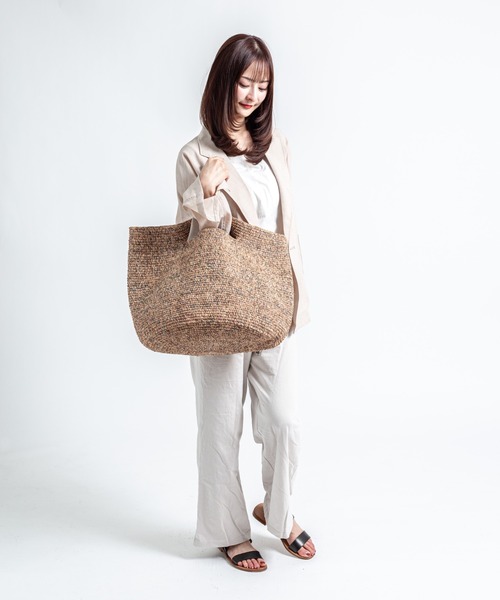 Rivel(リヴェル)の「【NUOVO NICAR/ヌオヴォニカール】フラットサンダル バックル(サンダル・レディース・ブラック/ダークブラウン・39/37/36/38)」の3枚目の写真