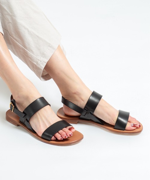 Rivel(リヴェル)の「【NUOVO NICAR/ヌオヴォニカール】フラットサンダル バックル(サンダル・レディース・ブラック/ダークブラウン・39/37/36/38)」の9枚目の写真