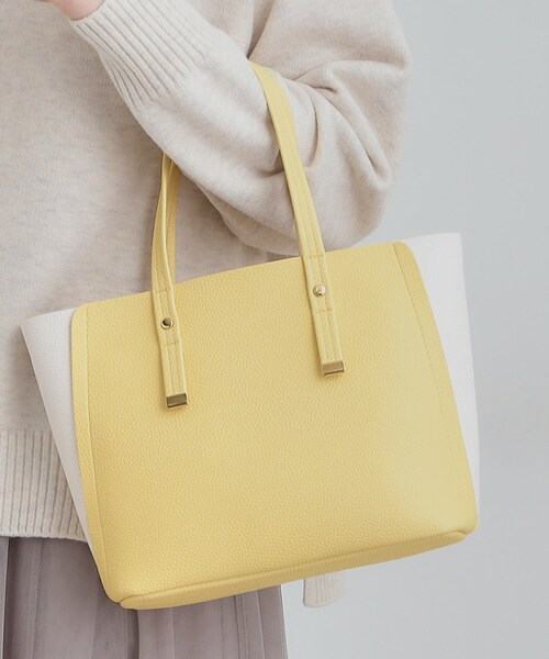 SHOO・LA・RUE（シューラルー）の「【軽量/2WAY】ハンドル金具 配色トートバッグ（トートバッグ・レディース・ベージュ系4/イエロー系4/グレー系4/ブラック系4/ブラック・00）」の12枚目の写真