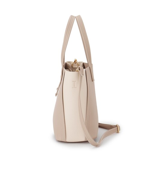 SHOO・LA・RUE（シューラルー）の「【軽量】ハンドル金具配色トートバッグ（トートバッグ・レディース・ベージュ系4/イエロー系4/グレー系4/ブラック系4/ブラック・00）」の21枚目の写真