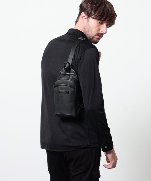 HIDEAWAYS NICOLE（ハイダウェイニコル）の「ミニボディバッグ（ボディバッグ/ウエストポーチ・メンズ・ホワイト/その他4/ブラック/その他2・FREE）」の2枚目の写真