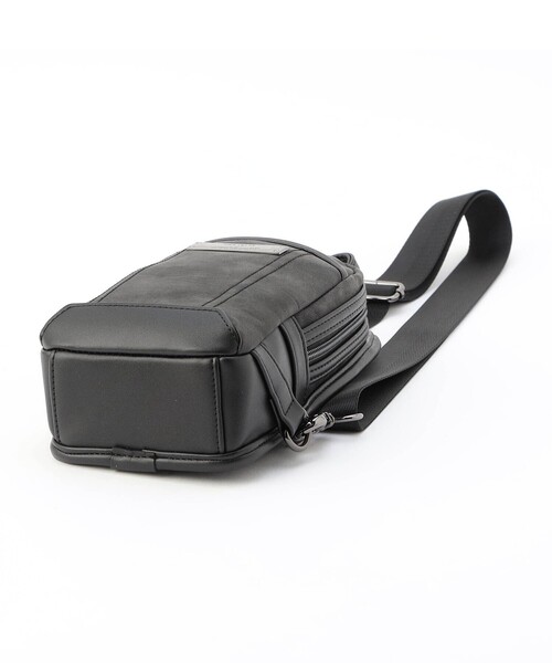 HIDEAWAYS NICOLE（ハイダウェイニコル）の「ミニボディバッグ（ボディバッグ/ウエストポーチ・メンズ・ホワイト/その他4/ブラック/その他2・FREE）」の10枚目の写真