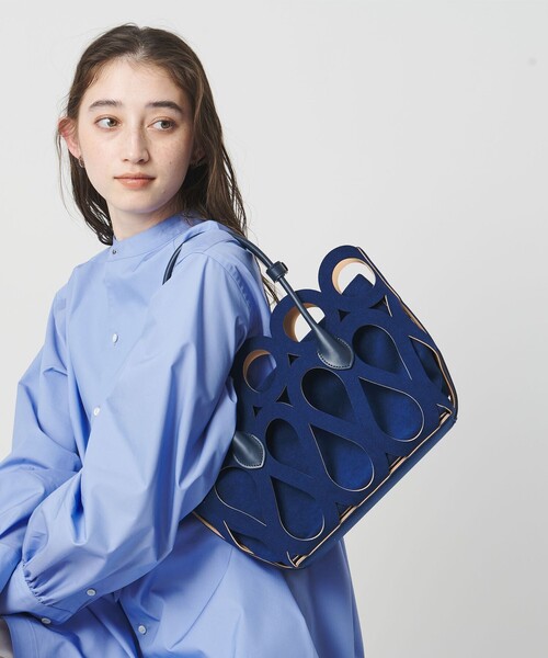 MARY AL TERNA（メアリオルターナ）の「＜MARY AL TERNA＞MAZE トートバッグ（トートバッグ・レディース・ネイビー・FREE）」の2枚目の写真