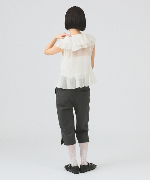 Ray BEAMS（レイビームス）の「ラッフルカラー ノースリーブ ブラウス（シャツ/ブラウス・レディース・オフホワイト/ブラック・ONE SIZE）」の5枚目の写真