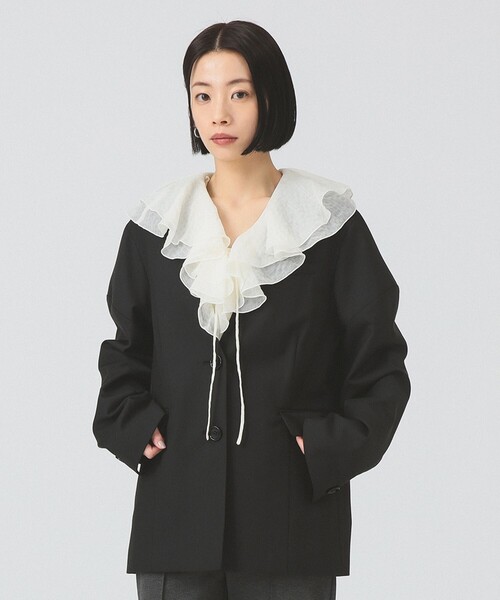 Ray BEAMS（レイビームス）の「ラッフルカラー ノースリーブ ブラウス（シャツ/ブラウス・レディース・オフホワイト/ブラック・ONE SIZE）」の10枚目の写真