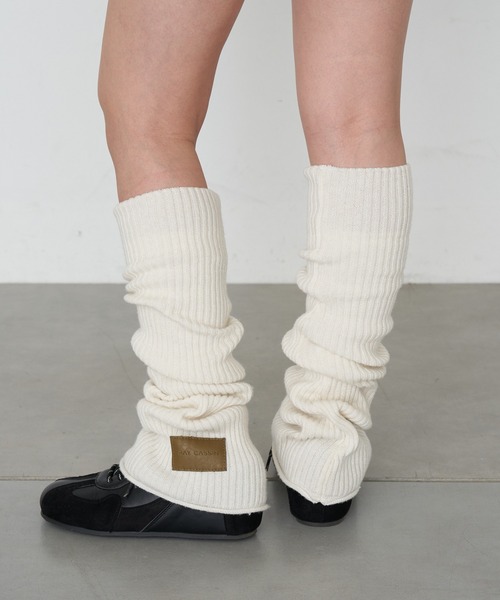 RAY CASSIN（レイカズン）の「ルーズレッグウォーマー（レッグウォーマー・レディース・ホワイト/ベージュ/グレー/ブラック・FREE）」の8枚目の写真