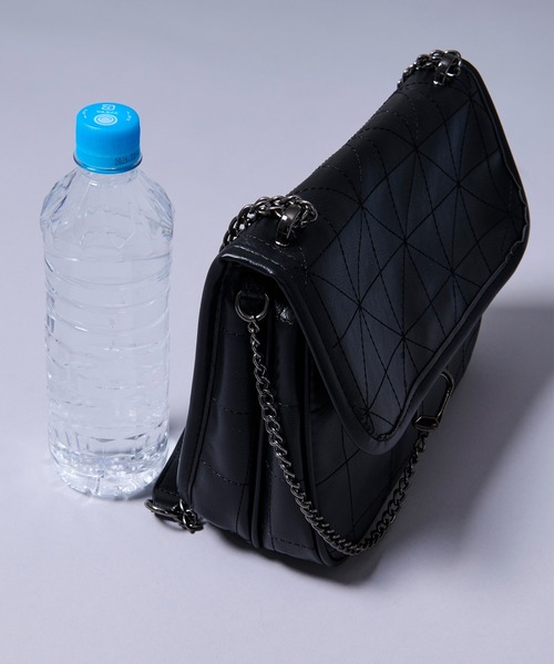 Ellno Loset（エルノロゼット）の「2wayエンボスチェーンショルダーバック（ショルダーバッグ・メンズ・ブラック・FREE）」の3枚目の写真