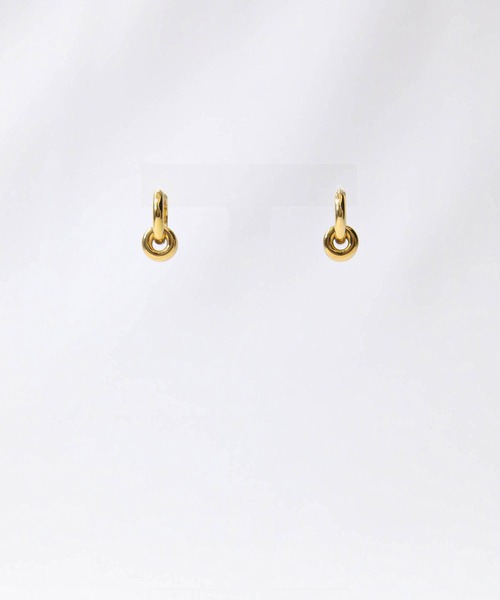 Gready Brilliant（グレディブリリアン）の「Ｗリングフープピアス（ピアス（両耳用）・レディース・ゴールド・FREE）」の4枚目の写真