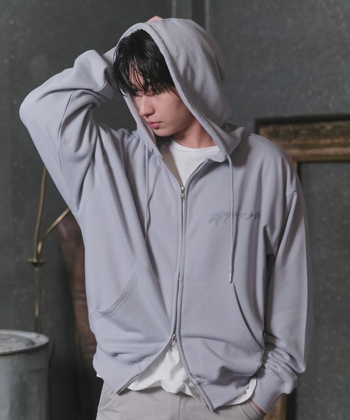 Confirm（コンファーム）の「『Confirm』 Logo Embroidery FullZIP Hoodie / 『Confirm』ロゴ刺繍フルジップパーカー ダブルジップ メンズ レディース ユニセックス（パーカー・メンズ・ブラック/スカイブルー/チャコールグレー・S/M/L）」の5枚目の写真
