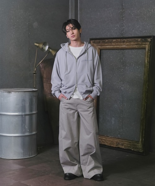 Confirm（コンファーム）の「『Confirm』 Logo Embroidery FullZIP Hoodie / 『Confirm』ロゴ刺繍フルジップパーカー ダブルジップ メンズ レディース ユニセックス（パーカー・メンズ・ブラック/スカイブルー/チャコールグレー・S/M/L）」の10枚目の写真